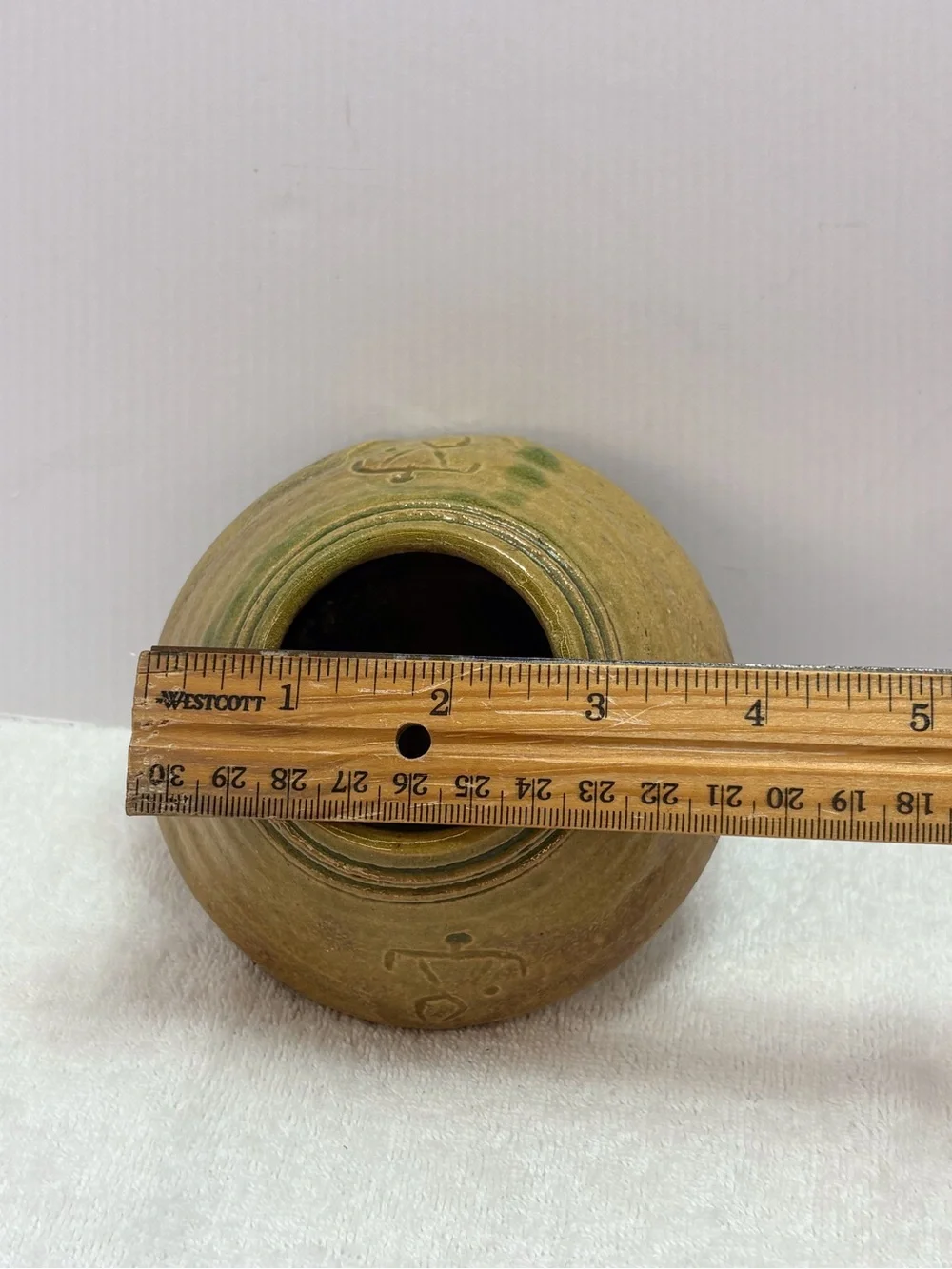 N/A petroglyph ceramic